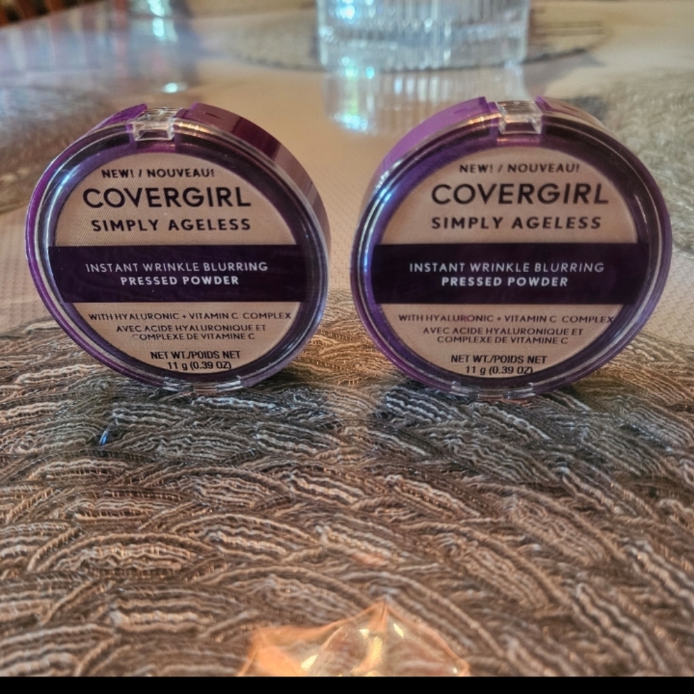 Qty 2 - Covergirl Simply Ageless Instant Wrinkle Blurring Pressed Powder